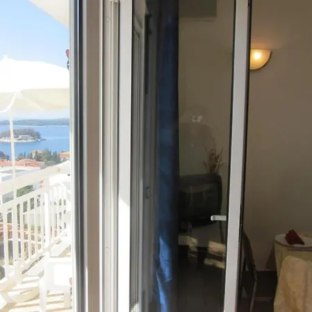 In With Sea View, Balcony, Air Conditioning, Wi-fi *