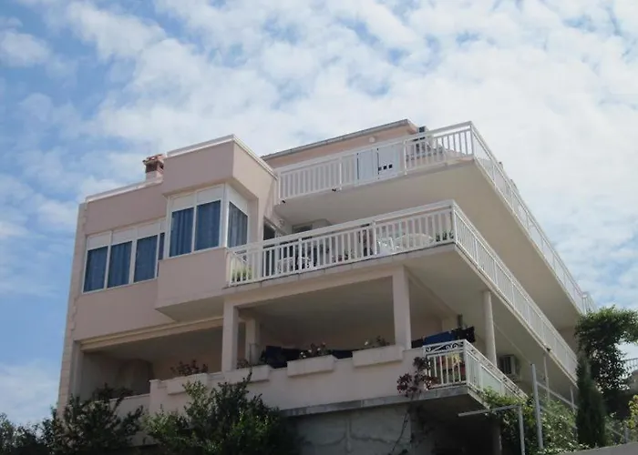 公寓 In With Sea View, Balcony, Air Conditioning, Wi-fi