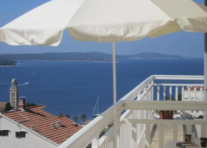 In With Sea View, Balcony, Air Conditioning, Wi-fi 公寓